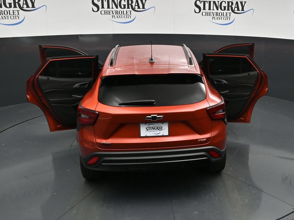 Used 2024 Chevrolet Trax RS w/ Driver Confidence Package FWD image 35