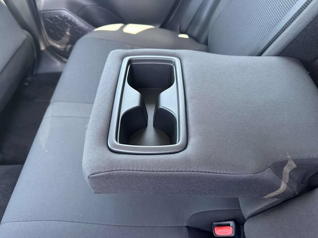 Used 2023 Toyota RAV4 LE AWD/4WD image 17