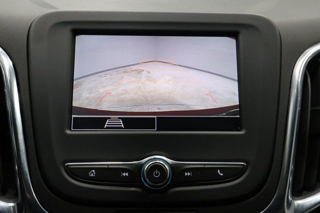 Used 2024 Chevrolet Equinox LT image 3