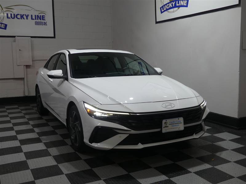 Used 2024 Hyundai Elantra Limited image 5