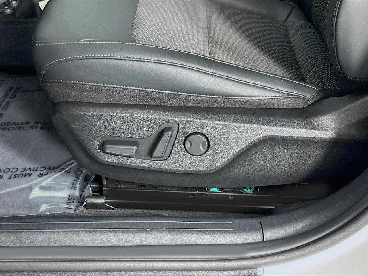 Used 2025 Kia EV6 Light w/ Light LR Technology Package RWD image 38