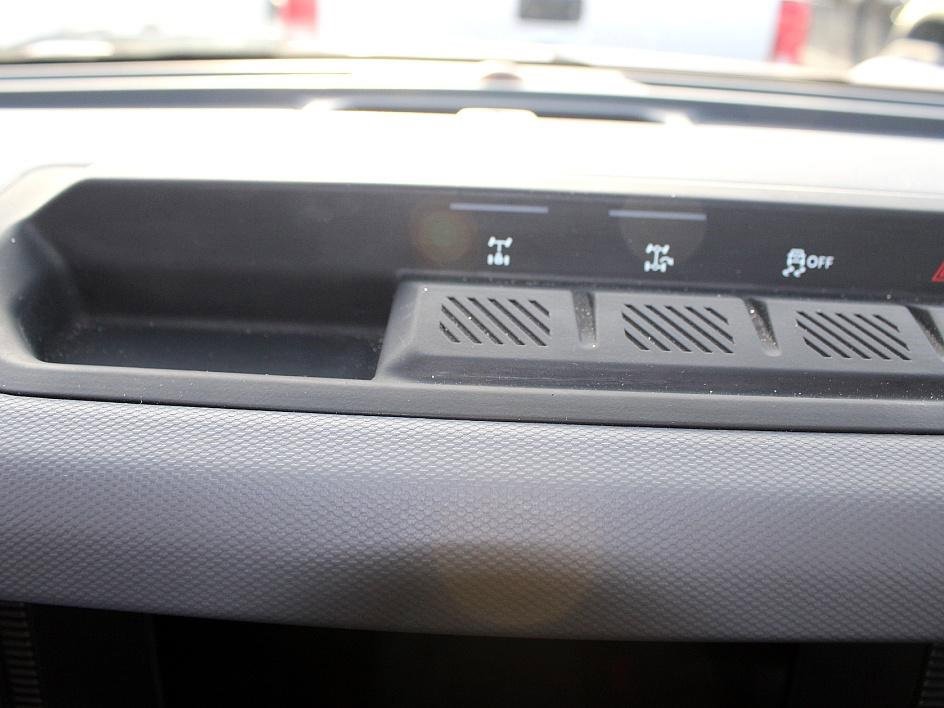 Used 2023 Ford Bronco Black Diamond image 21