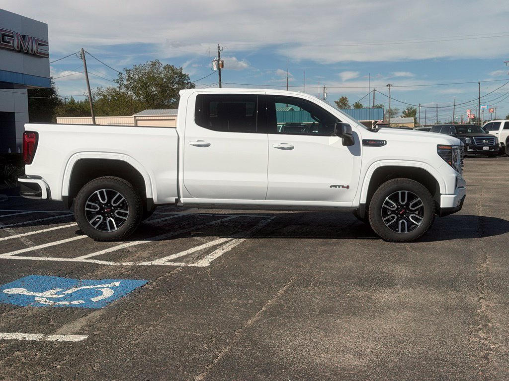 New 2026 GMC Sierra 1500 AT4 w/ LPO, Black Badging Package AWD/4WD image 5