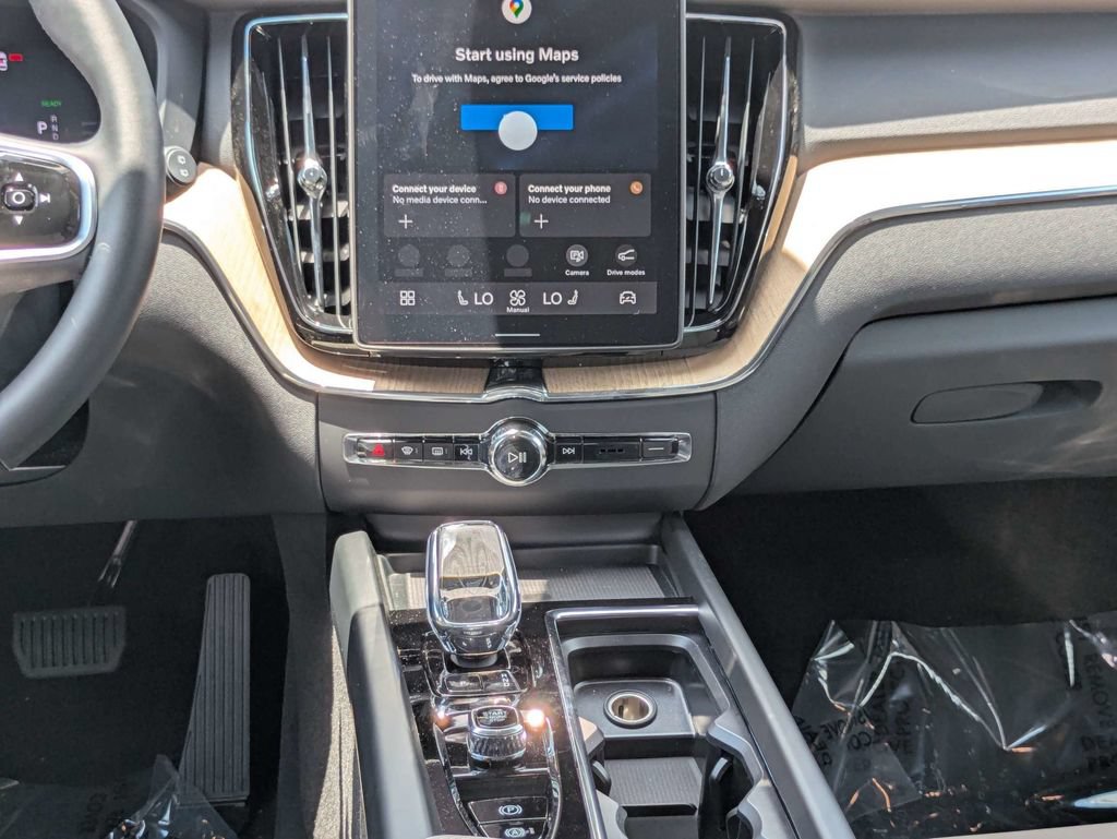 New 2026 Volvo XC60 T8 Core AWD/4WD image 20