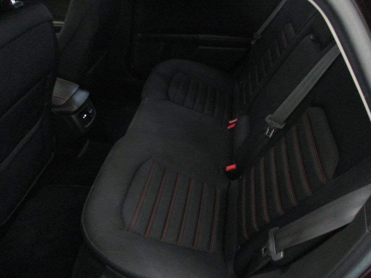 Used 2013 Ford Fusion SE FWD image 10
