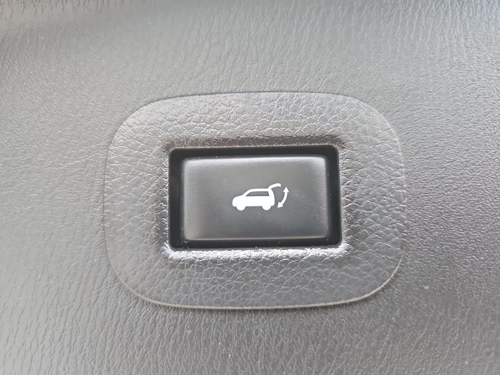 Used 2019 INFINITI QX80 Luxe w/ Proassist Package RWD image 12