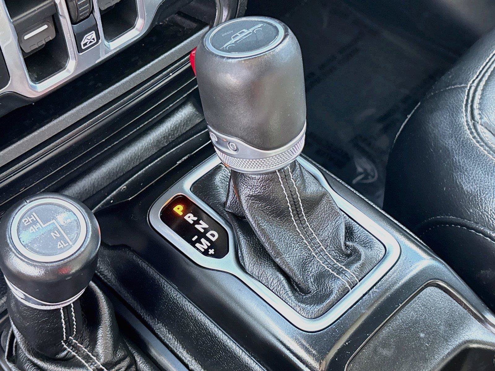 Used 2020 Jeep Gladiator Overland AWD/4WD image 17