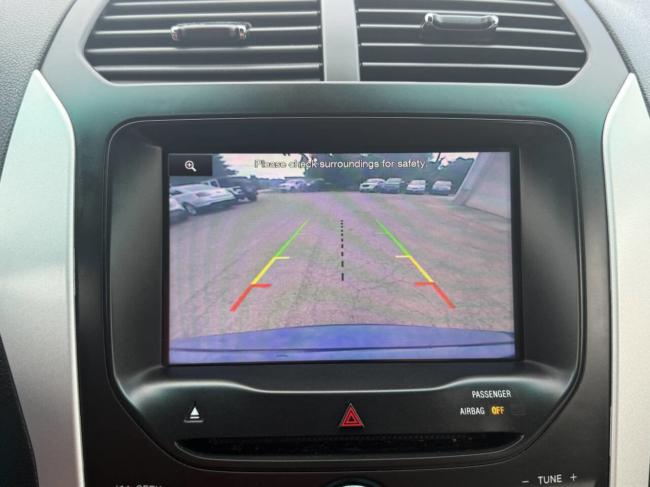 Used 2014 Ford Explorer XLT w/ Equipment Group 202A image 7