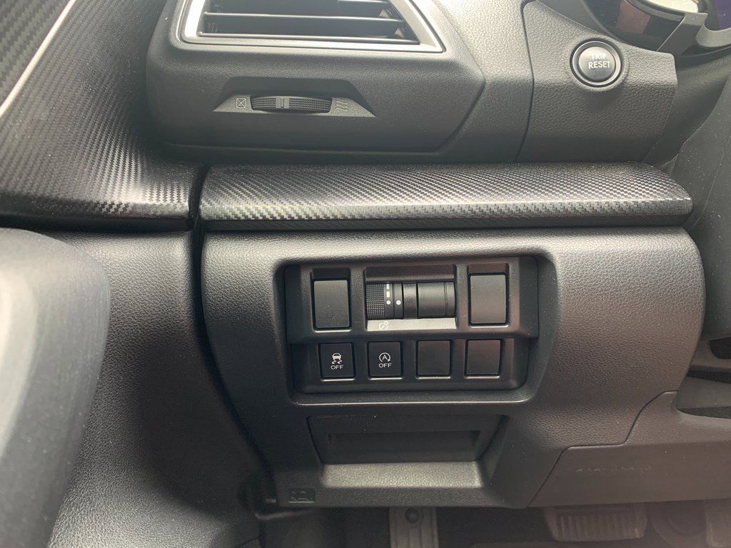 Used 2021 Subaru Crosstrek 2.0i image 18