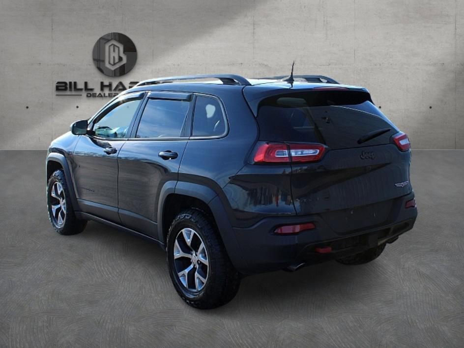 Used 2017 Jeep Cherokee Trailhawk w/ Cold Weather Group image 5