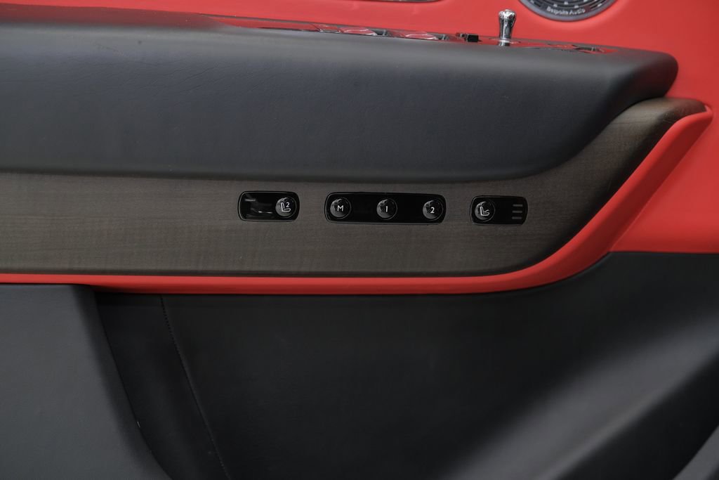 Used 2019 Rolls-Royce Cullinan AWD/4WD image 40