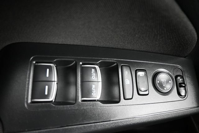 Used 2025 Honda Civic Sport image 26