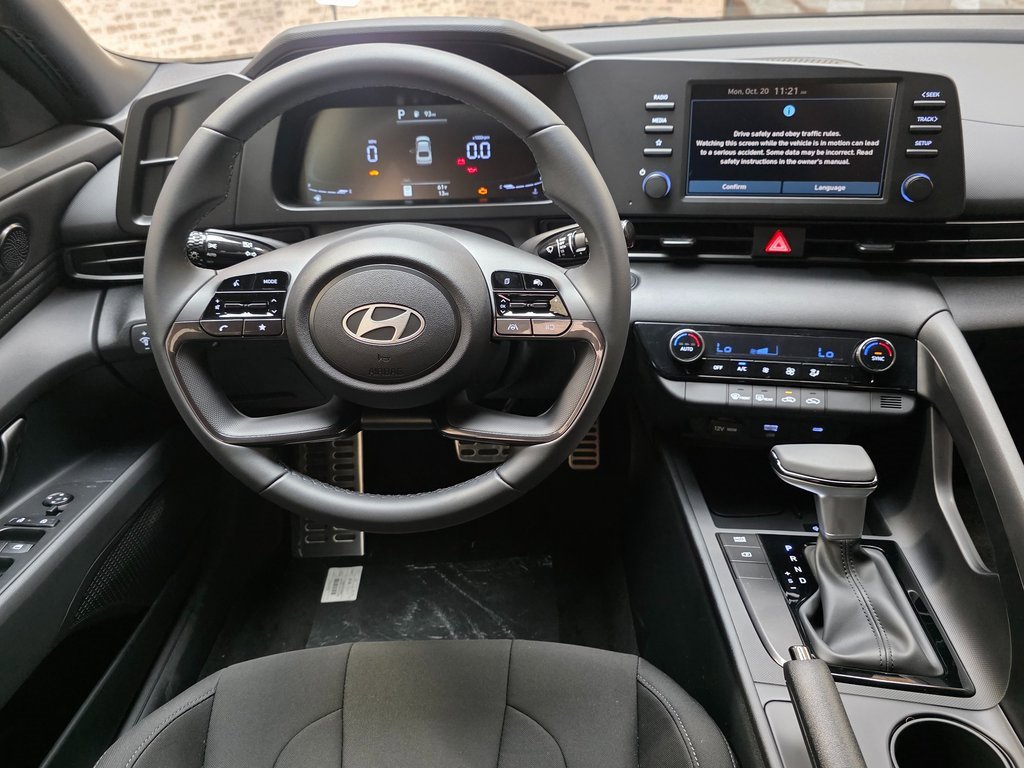 New 2026 Hyundai Elantra SEL Sport image 15