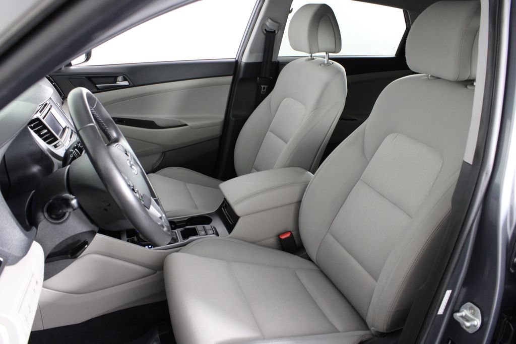 Used 2017 Hyundai Tucson Sport image 19