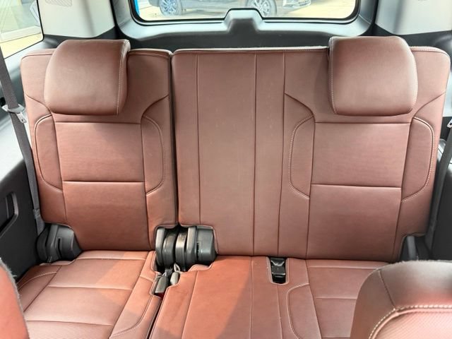 Used 2019 Chevrolet Suburban Premier w/ Premier Plus Edition AWD/4WD image 46