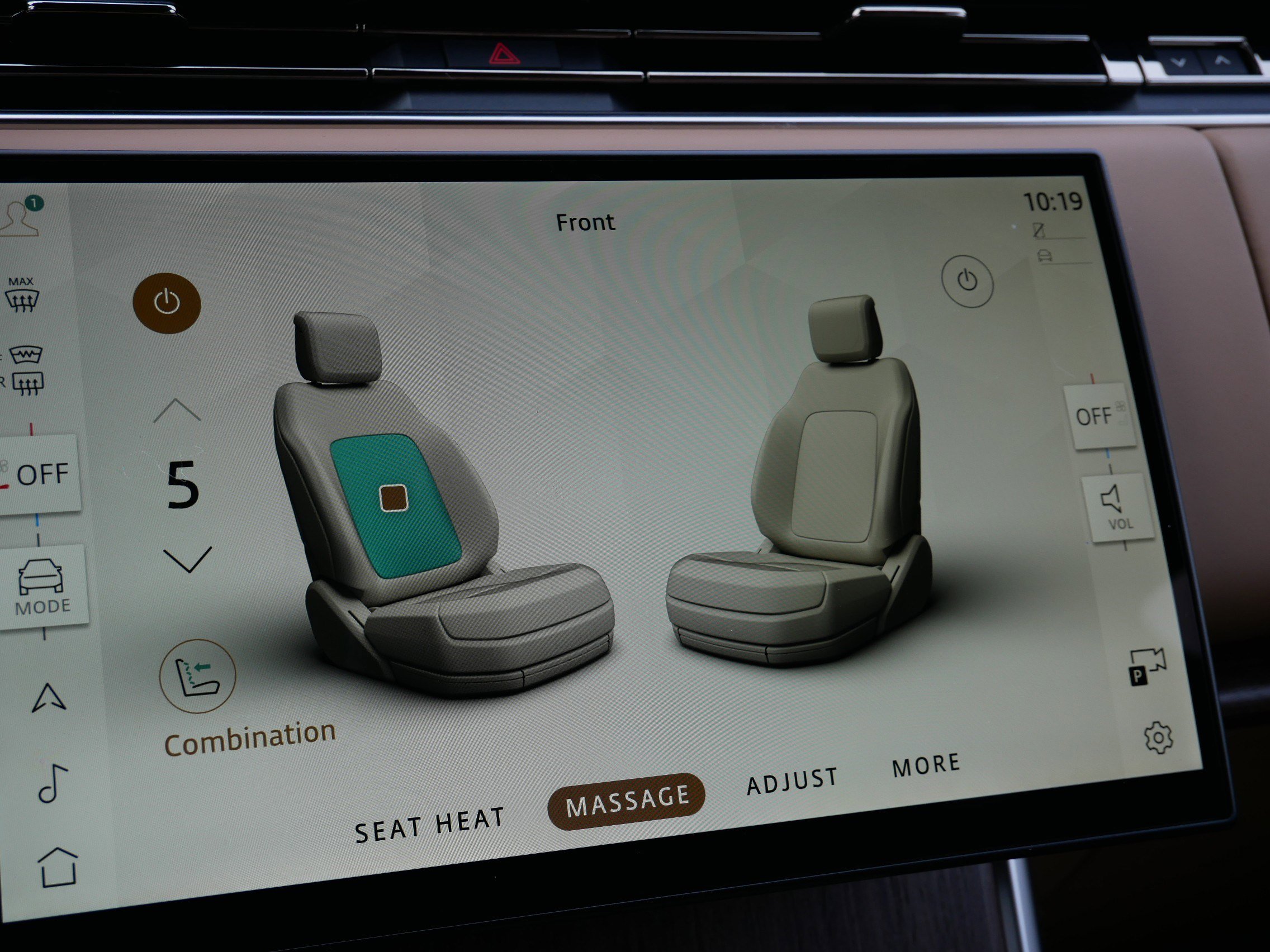 New 2025 Land Rover Range Rover Long Wheelbase SE image 8