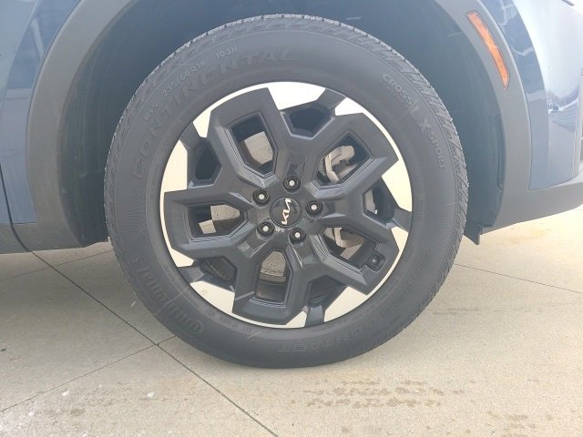 Used 2024 Kia Sorento S w/ Panoramic Sunroof Package image 9