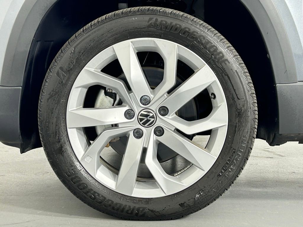 Used 2023 Volkswagen Taos S image 33