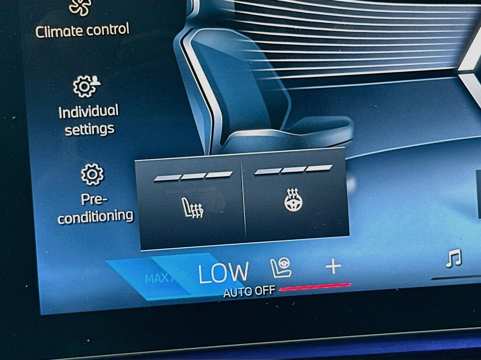 Certified 2024 BMW 740i RWD image 20