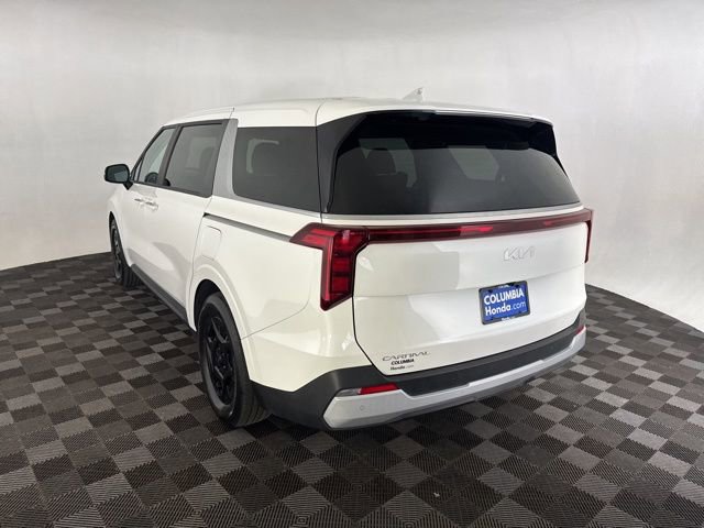 Used 2025 Kia Carnival image 9