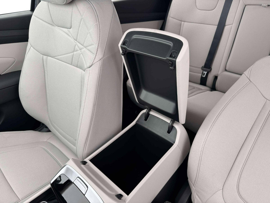 New 2026 Hyundai Tucson SE image 18