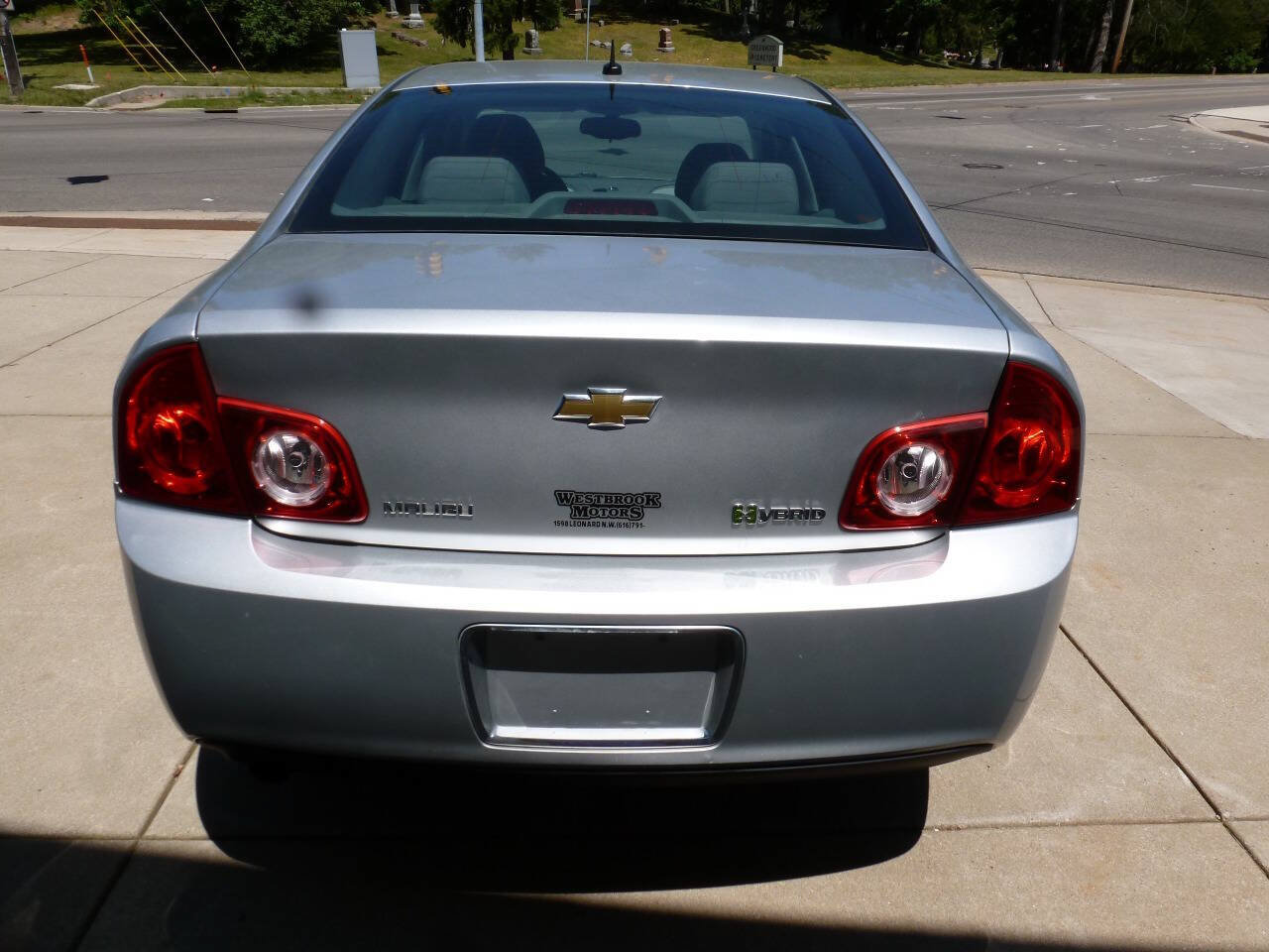 Used 2010 Chevrolet Malibu Hybrid FWD image 8