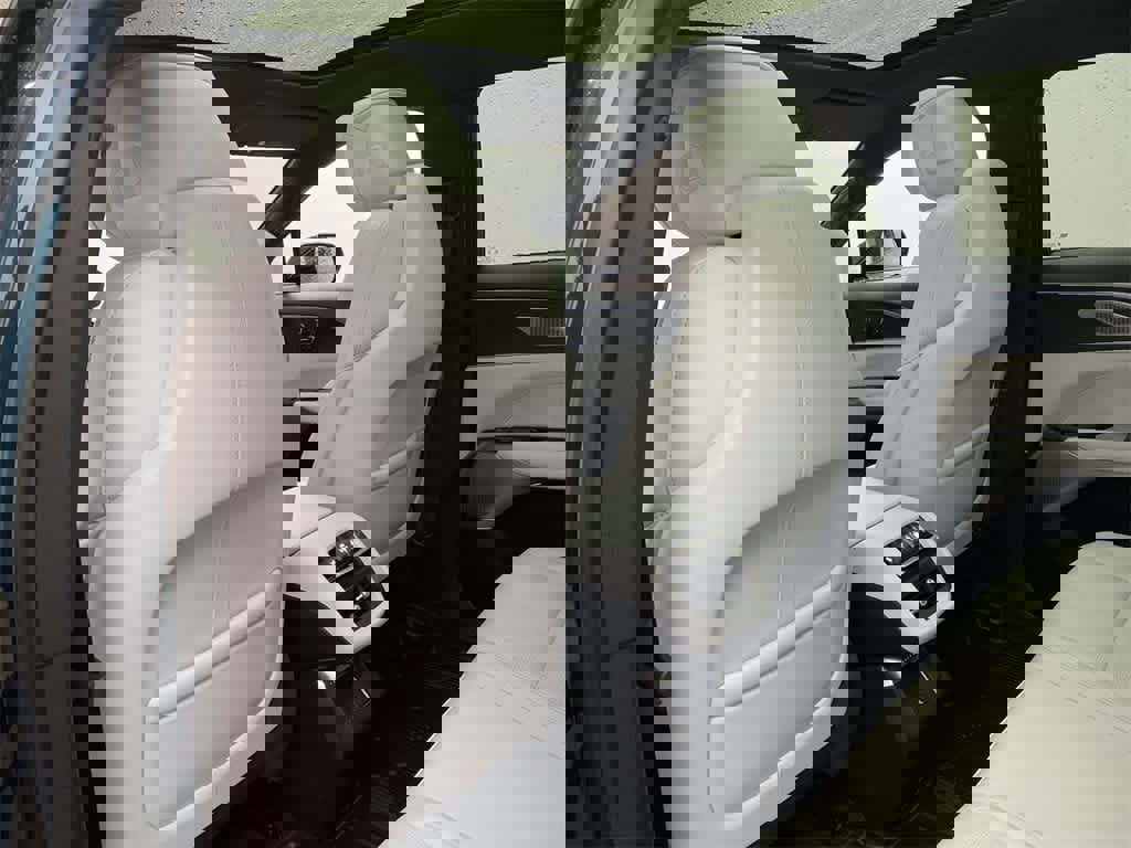 Certified 2025 Cadillac Lyriq Luxury w/ LPO, Floor Liner Package image 16