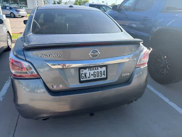 Used 2015 Nissan Altima 2.5 S w/ Special Edition Package FWD image 8