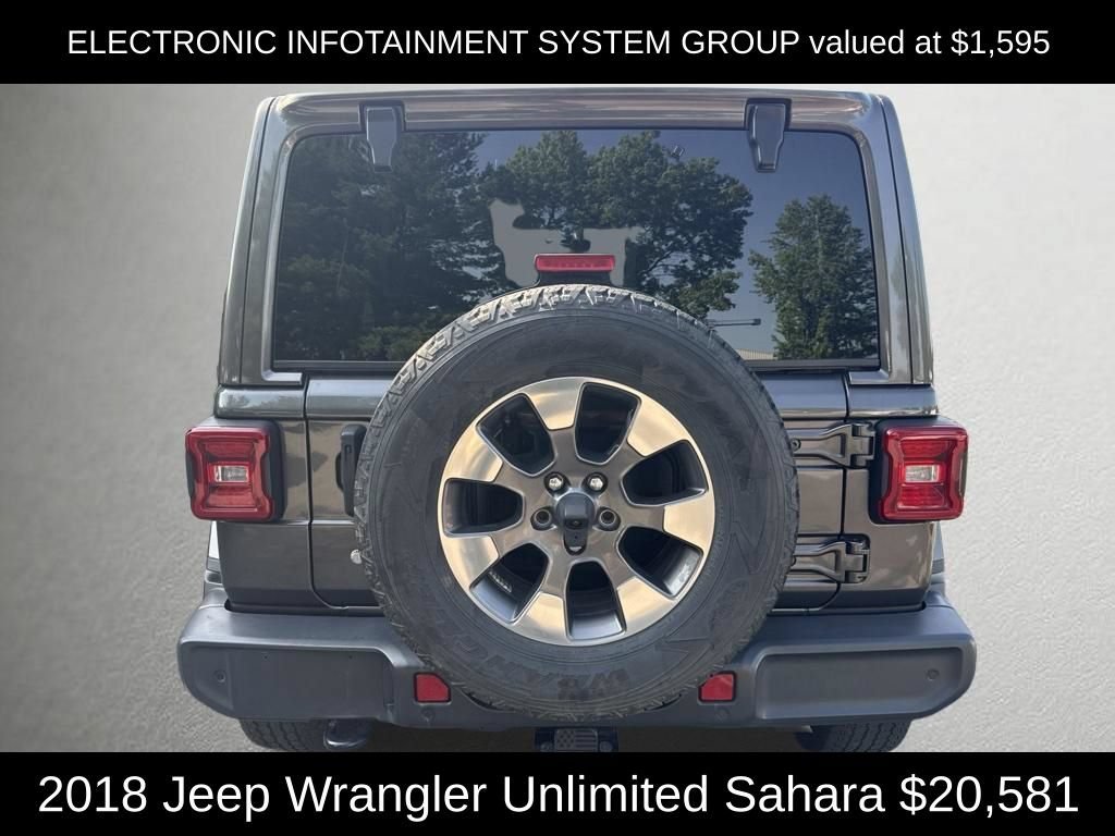 Used 2018 Jeep Wrangler Unlimited Sahara AWD/4WD image 4
