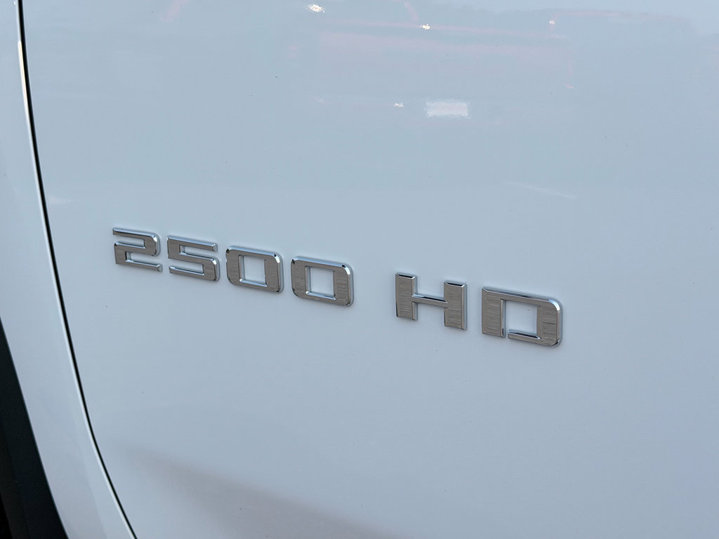 Used 2026 Chevrolet Silverado 2500 LTZ w/ LTZ Premium Package image 10