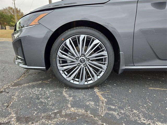 New 2025 Nissan Altima 2.5 SL image 37