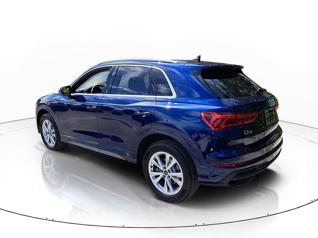 New 2025 Audi Q3 2.0T Premium image 3