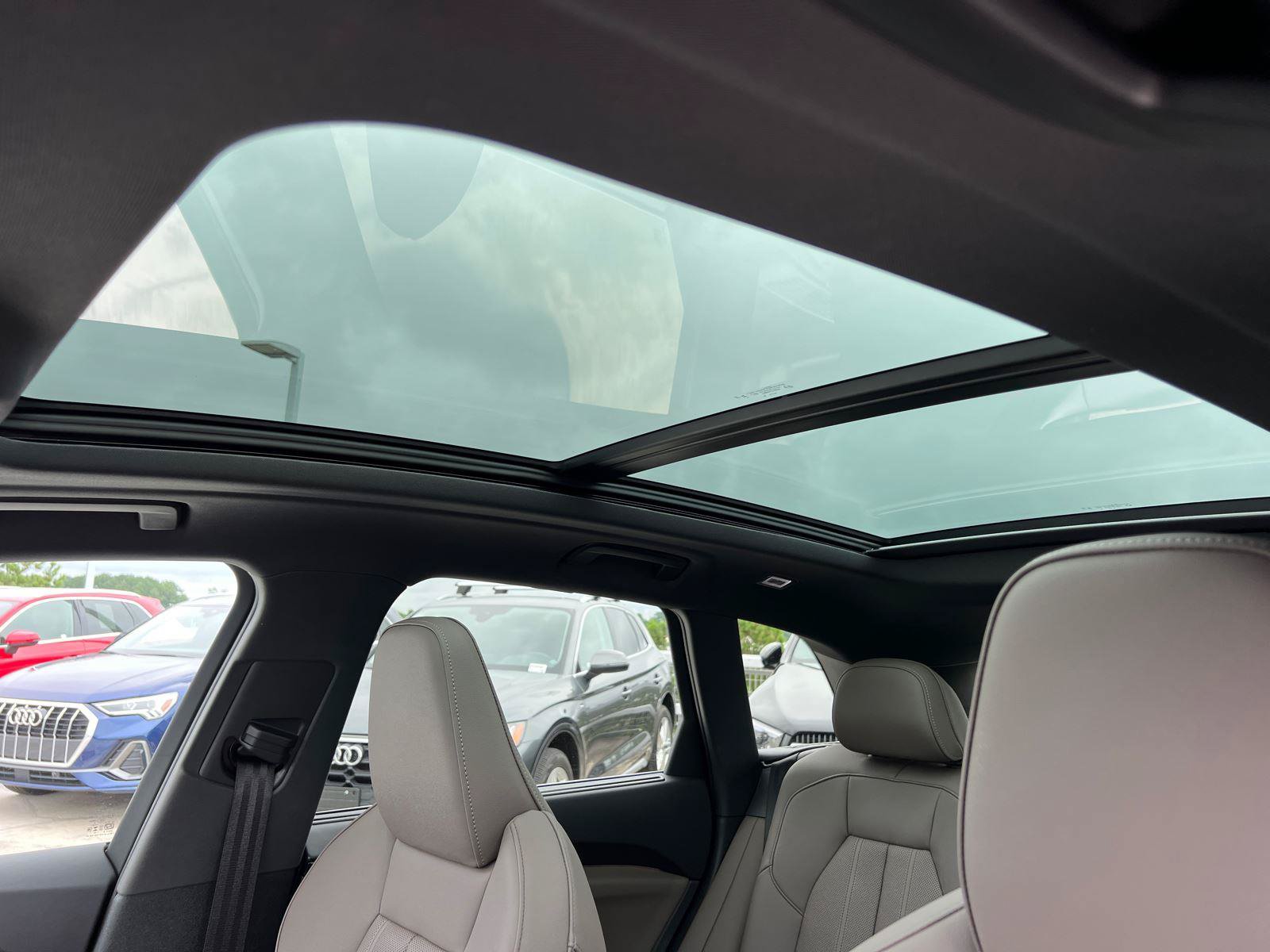 Used 2025 Audi Q5 Prestige AWD/4WD image 34