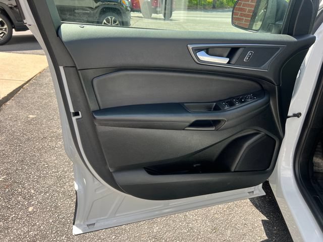Used 2024 Ford Edge SE AWD/4WD image 8