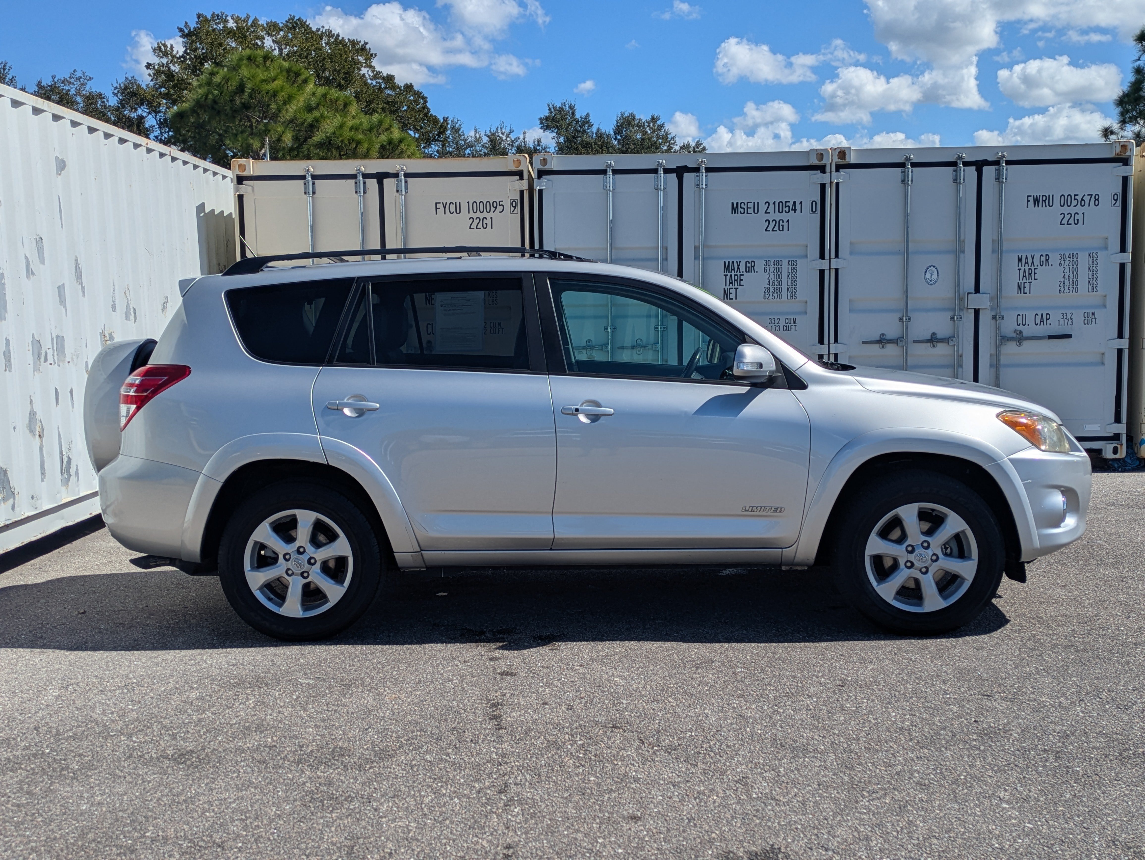 Used 2011 Toyota RAV4 Limited w/ Limited Extra Value Pkg AWD/4WD image 72