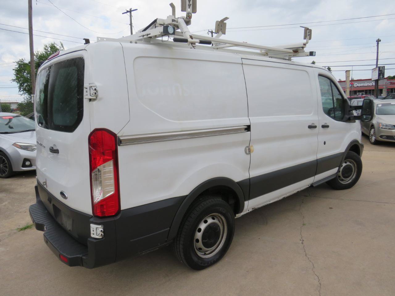 Used 2015 Ford Transit 250 130 Low Roof RWD image 4