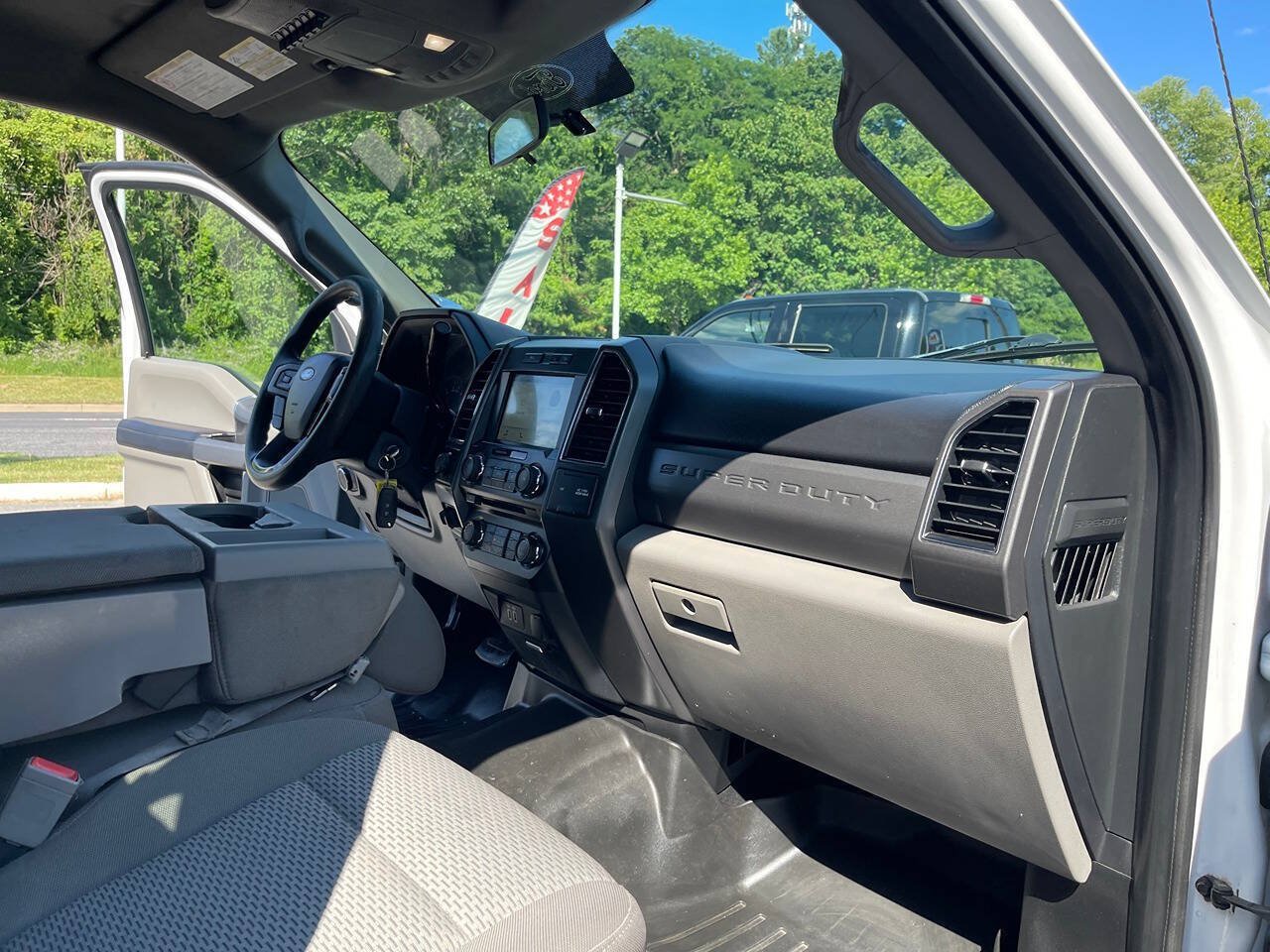 Used 2018 Ford F250 XLT w/ XLT Premium Package AWD/4WD image 36