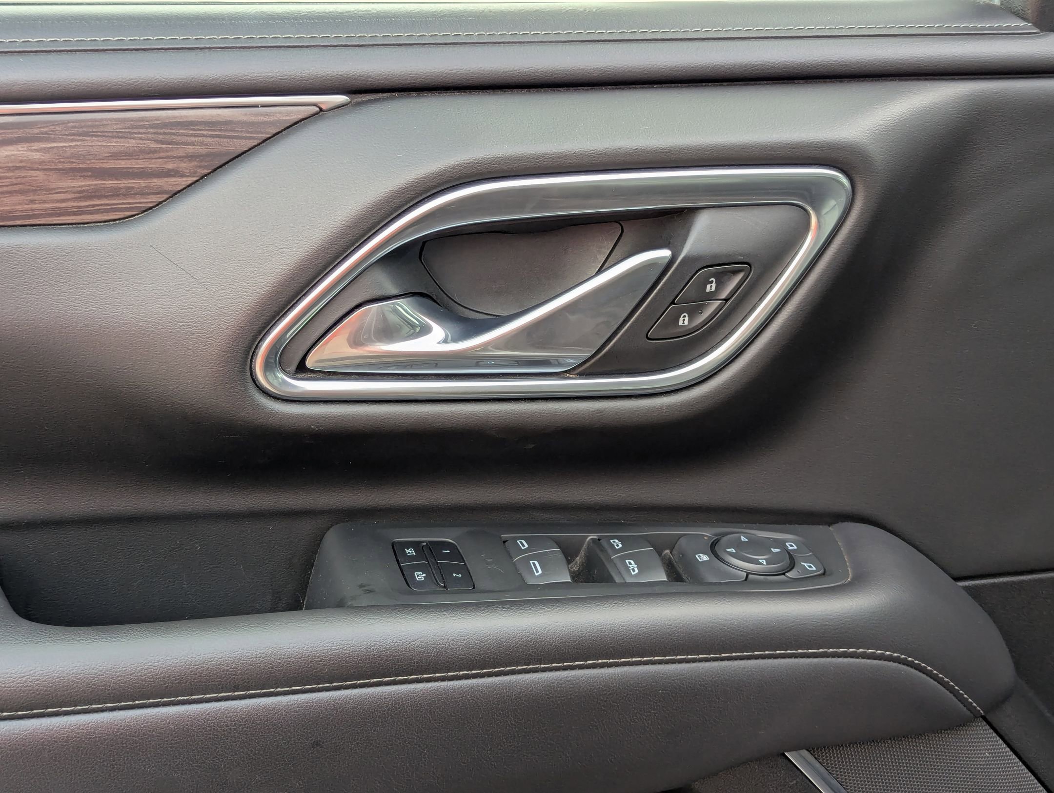 Used 2021 Chevrolet Tahoe LT image 12
