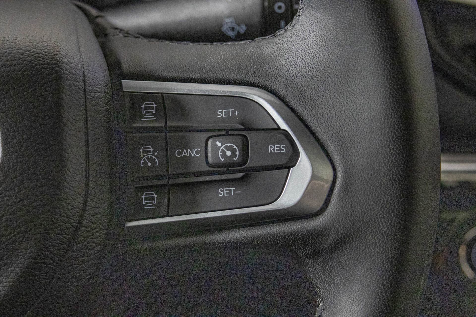 Used 2024 Jeep Compass Limited w/ High Altitude Package image 36