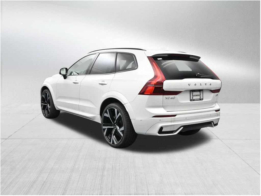 New 2026 Volvo XC60 B5 Ultra AWD/4WD image 3