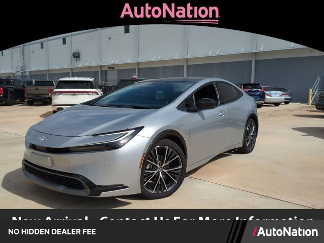Used 2024 Toyota Prius Limited FWD image 1
