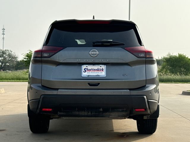 Used 2024 Nissan Rogue SV FWD image 7