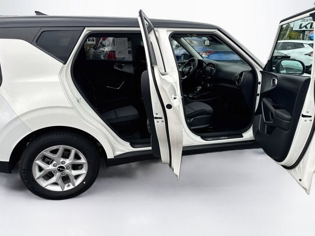 Certified 2024 Kia Soul S FWD image 31