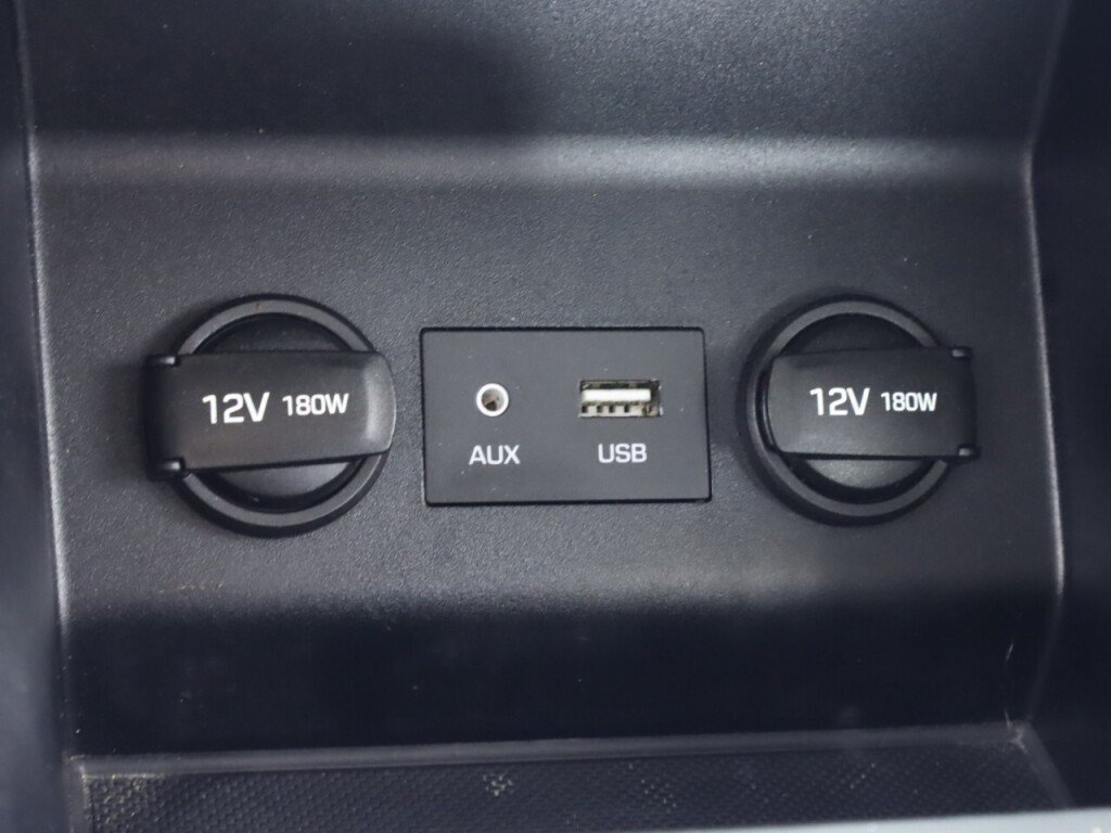 Used 2019 Hyundai Elantra SEL FWD image 26