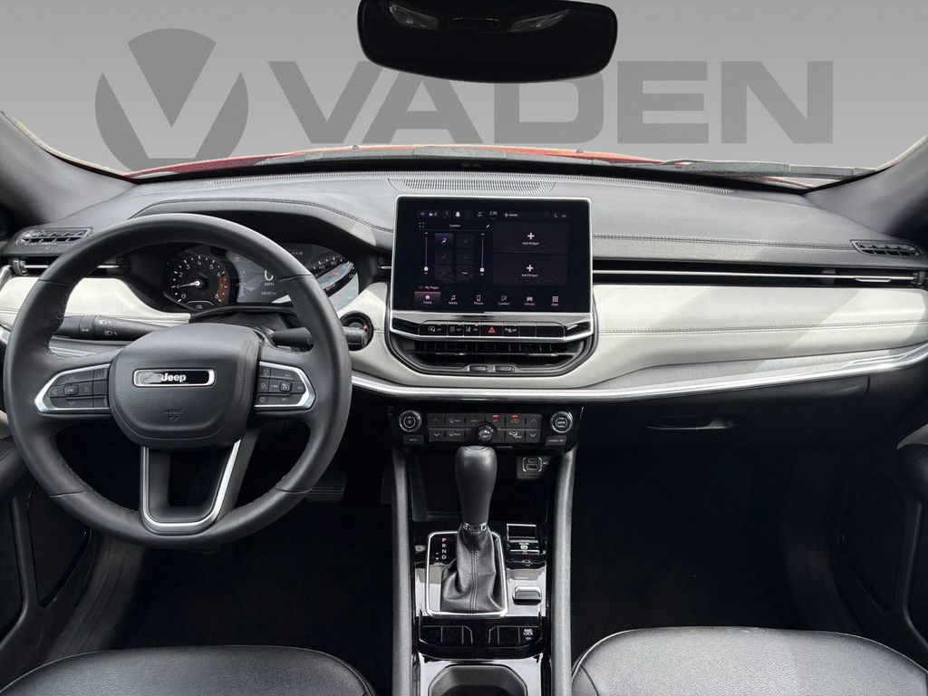 Used 2024 Jeep Compass Limited image 2