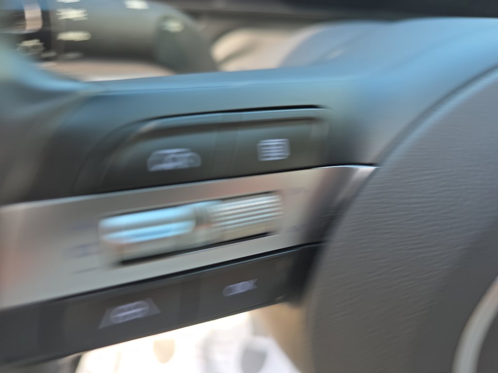 Used 2025 Hyundai Kona SEL FWD image 22