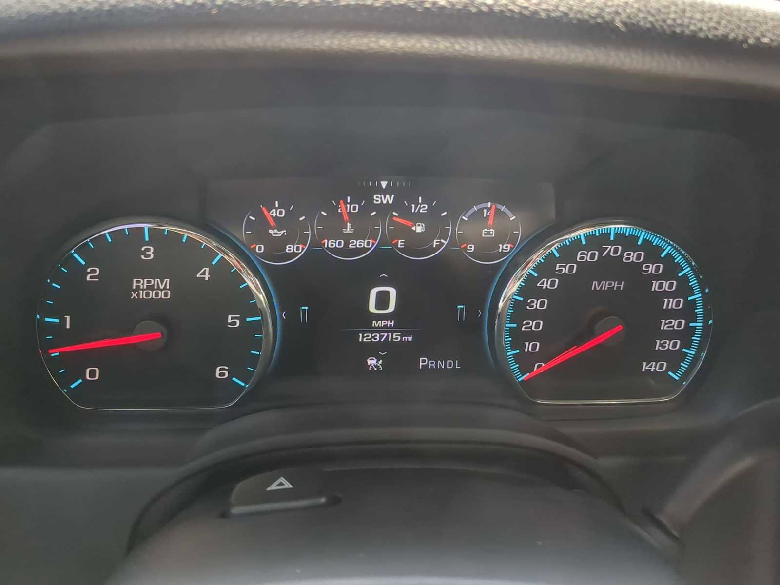 Used 2018 Chevrolet Tahoe Premier AWD/4WD image 18