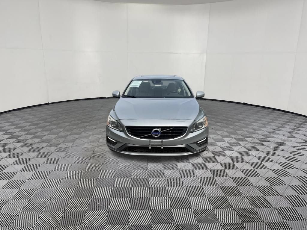 Used 2017 Volvo S60 T5 Dynamic FWD image 2