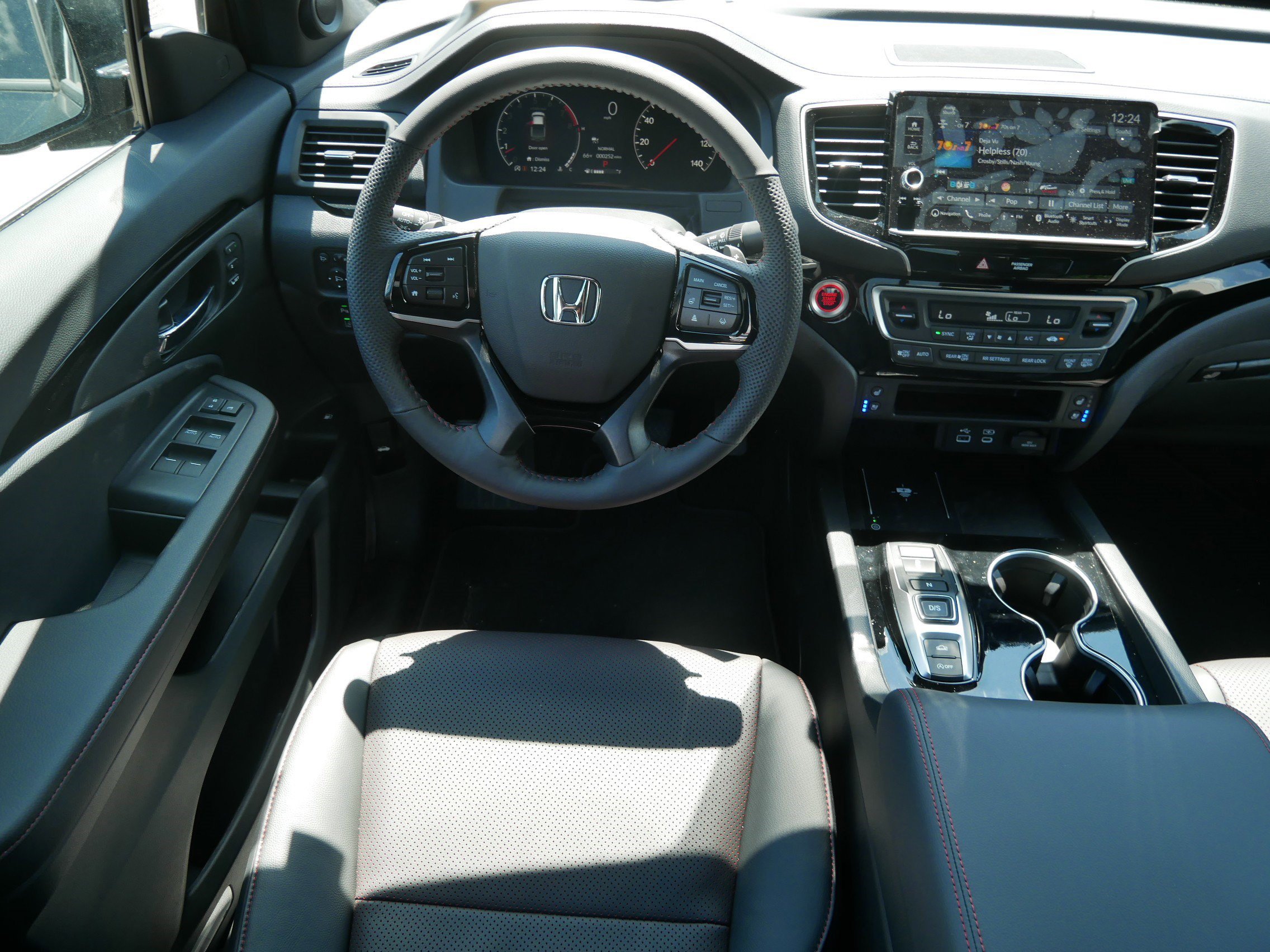 New 2026 Honda Ridgeline Black Edition image 9