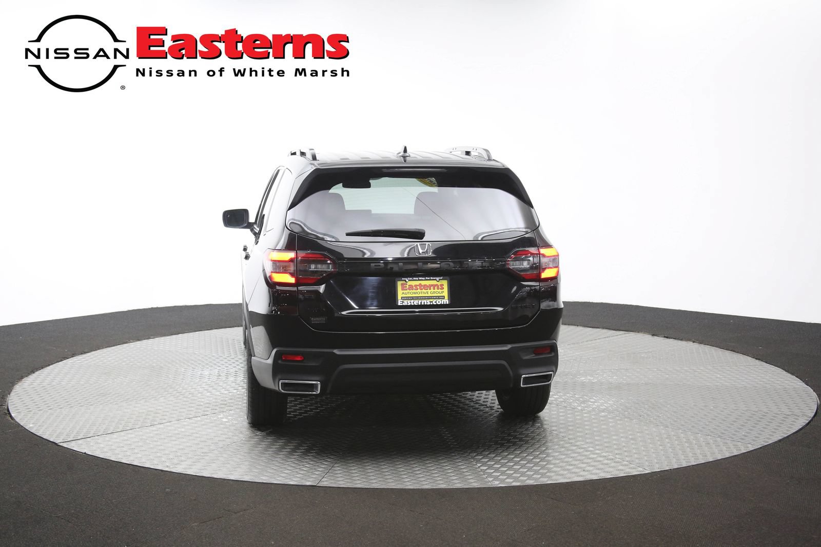 Used 2023 Honda Pilot Sport image 35